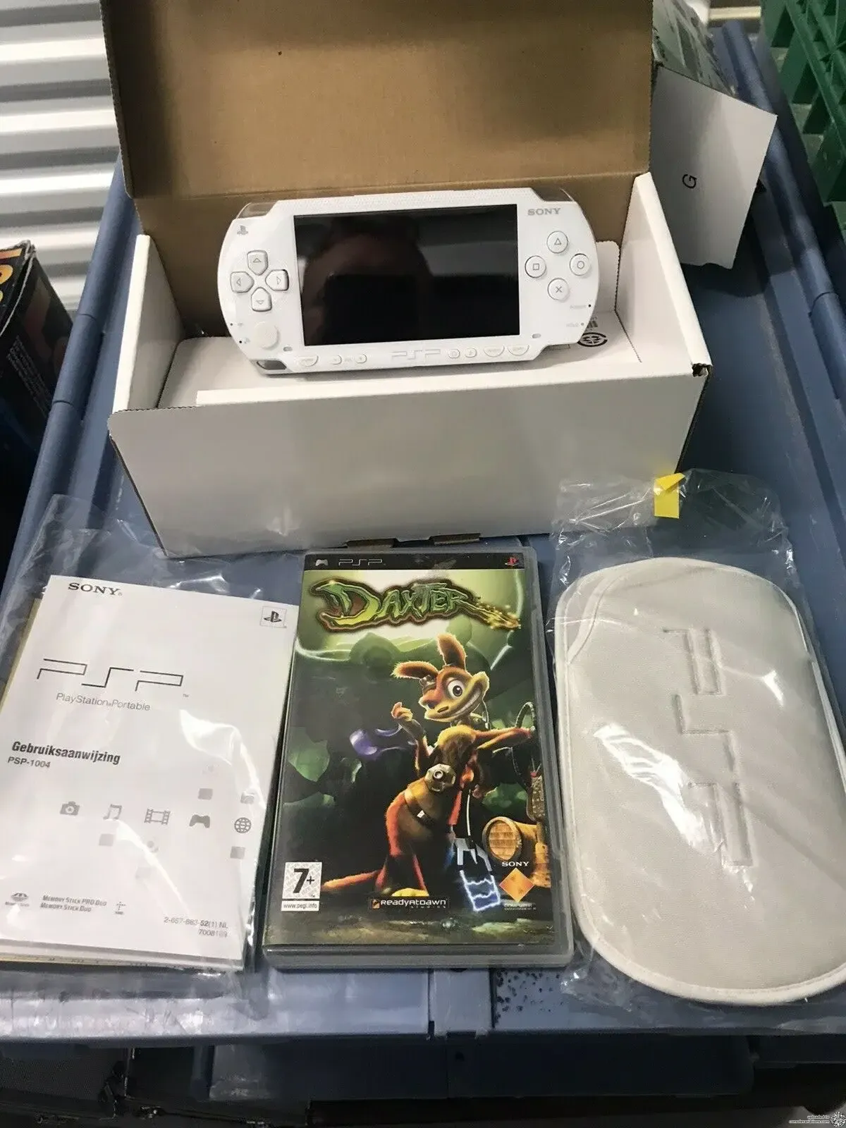 Consolevariations - Sony PSP 1000 Daxter Bundle | Consolevariations
