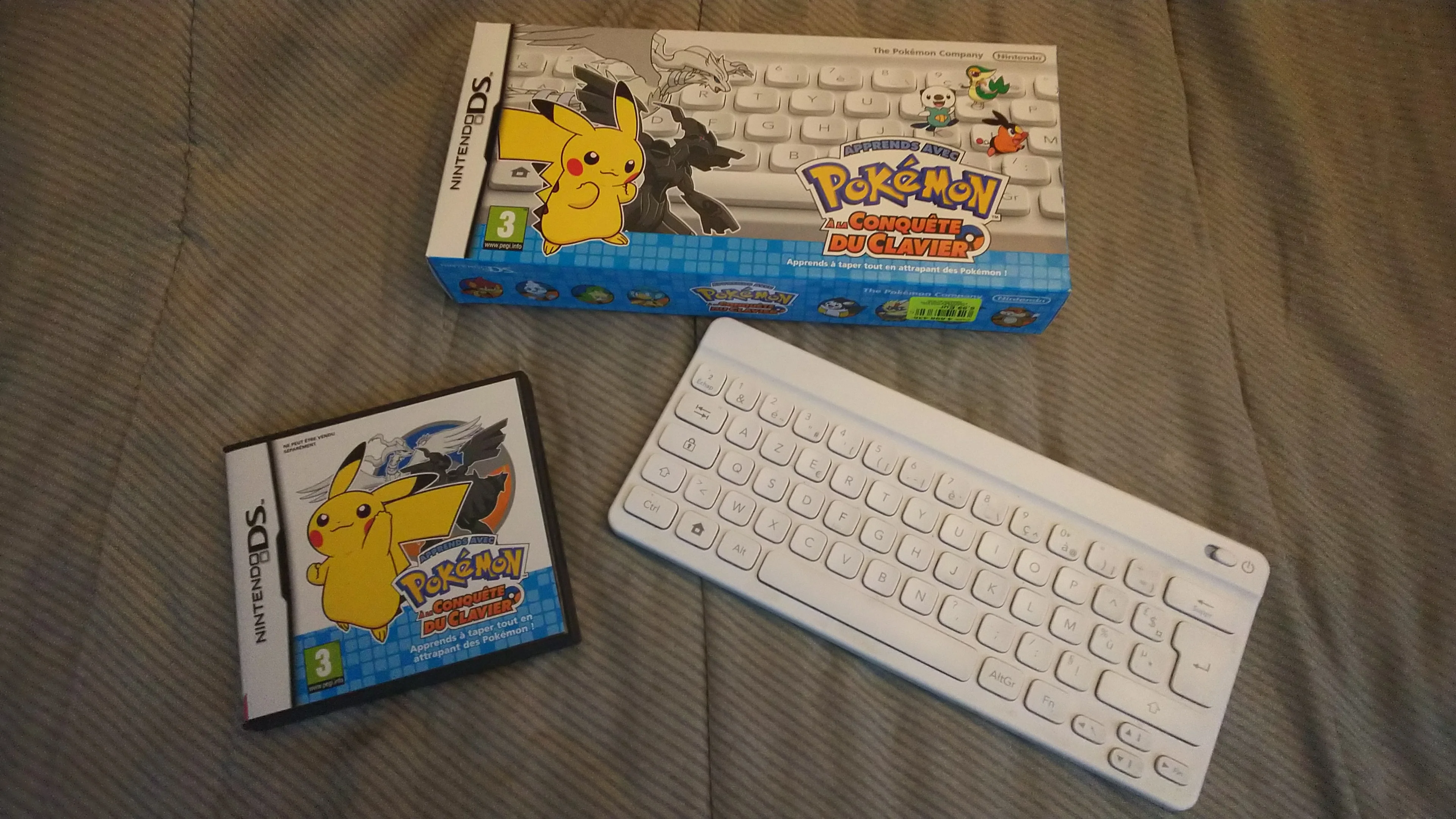 Nintendo DS Pokemon Keyboard