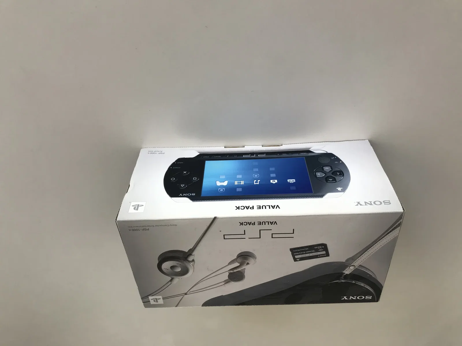 ソニー PSP VALUE PACK PSP-1000K 付属品完備 Sony PSP-1000 PSP 1000 White Console VALUE PAK Box w/1GB memory