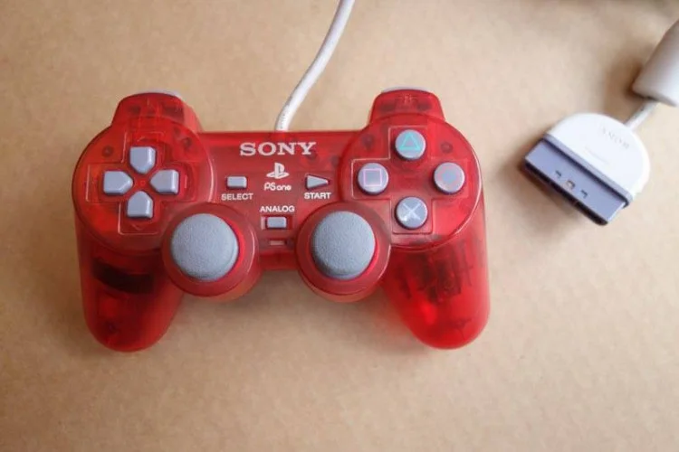 Sony PlayStation Slimline Clear/Red Controller [NA]