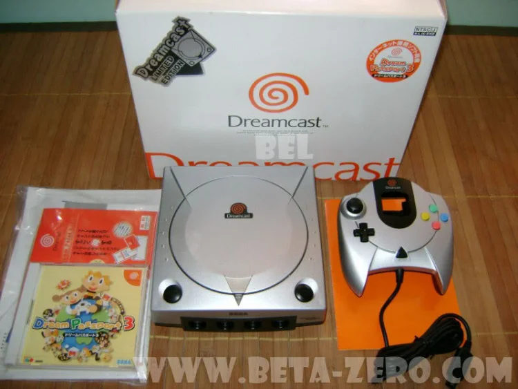  Sega Dreamcast Metallic Silver Console