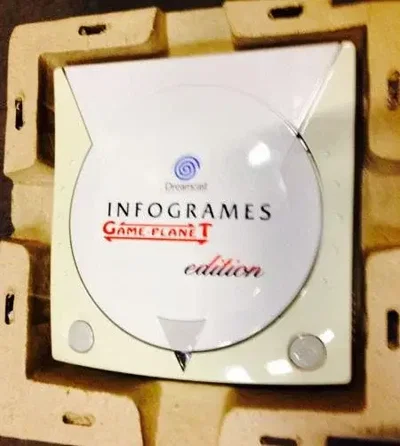 Sega Dreamcast Game-planeT Console