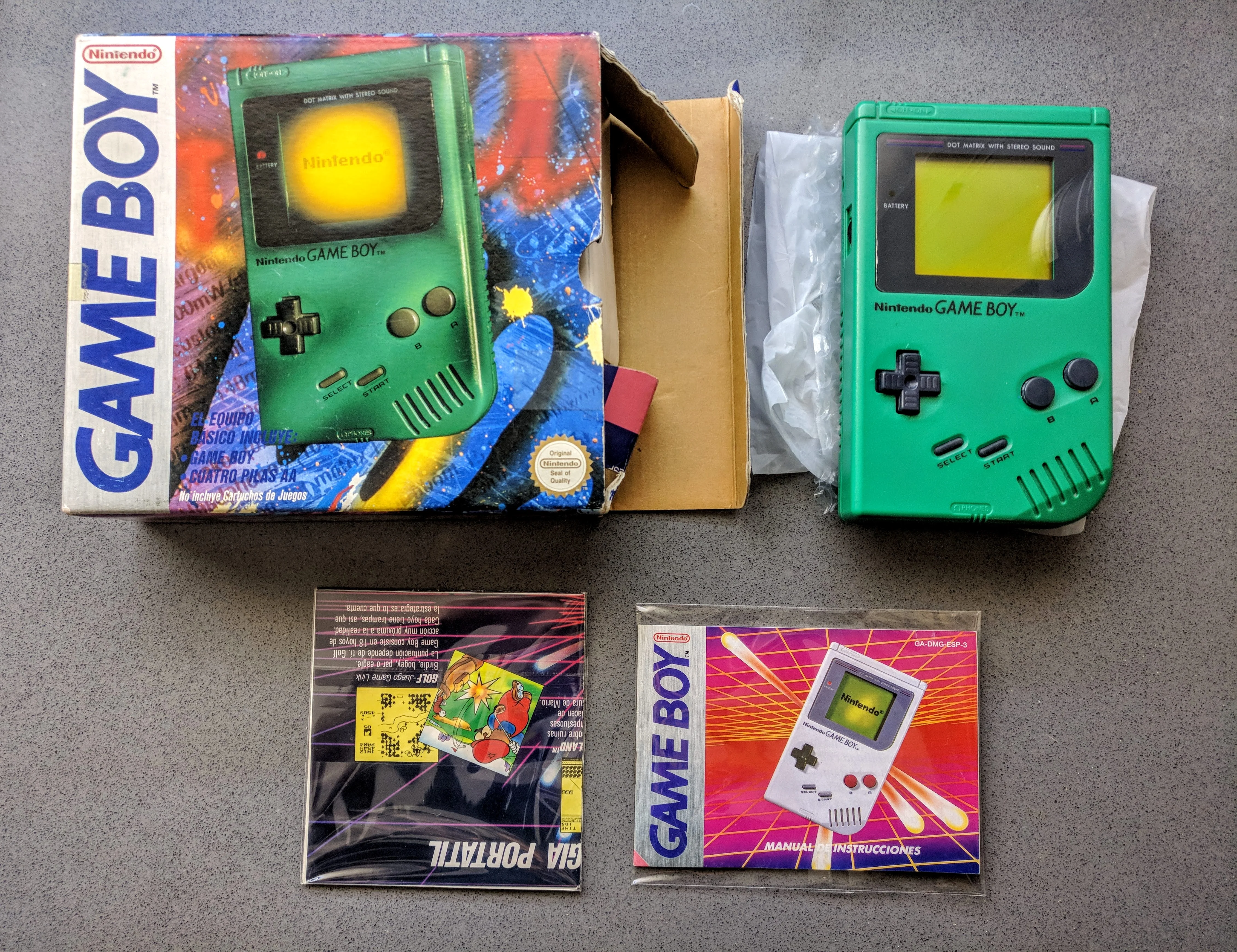  Nintendo Game Boy Green Console [ES]