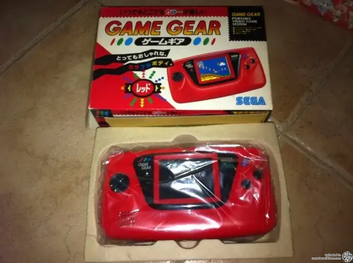 SEGA ゲームギア 本体 RED Consolevariations - Sega Game Gear Red Console | Consolevariations