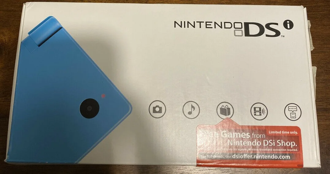  Nintendo DSi eShop 1000 Points Blue Console