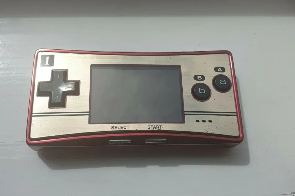 Consolevariations - iQue Game Boy Micro 20th Anniversary Console 
