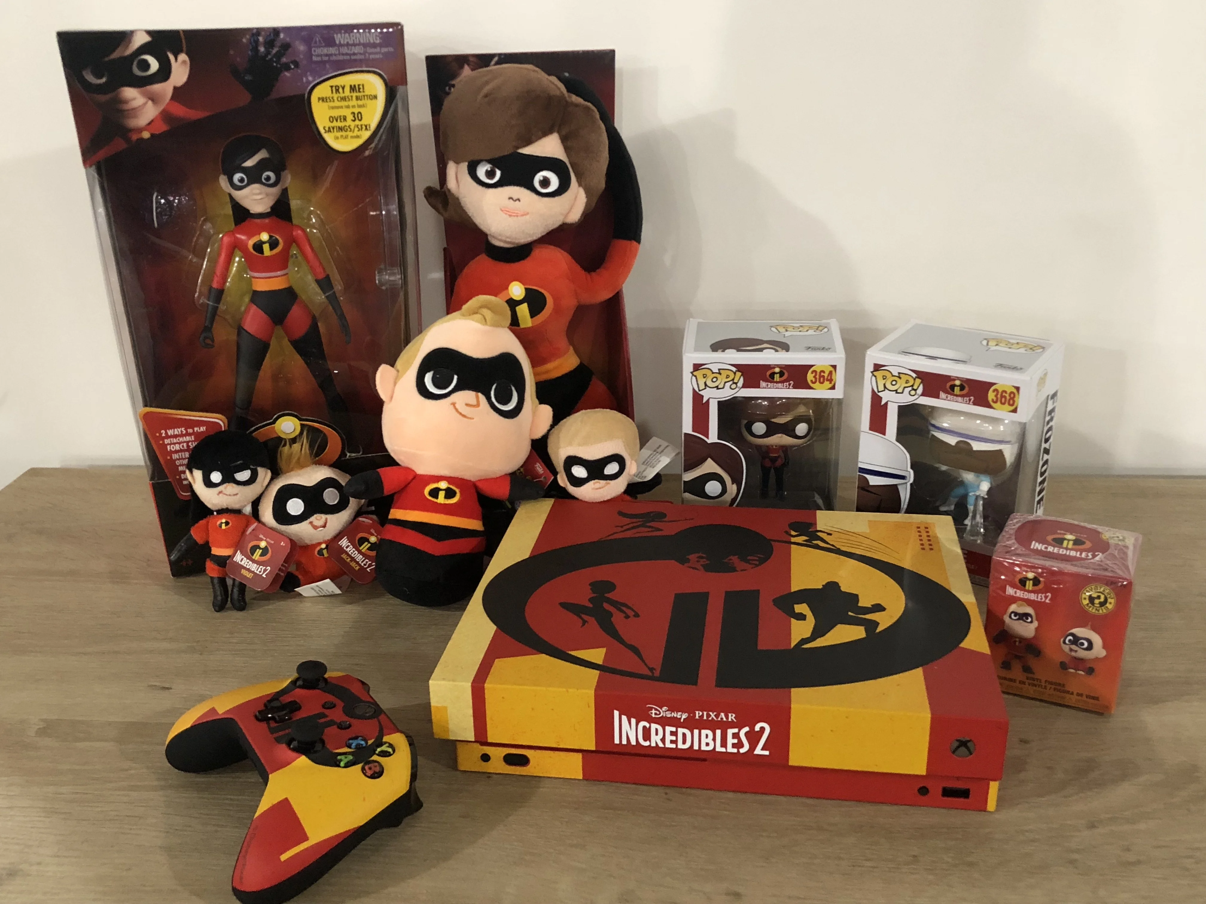  Microsoft Xbox One X The Incredibles 2 Logo Console