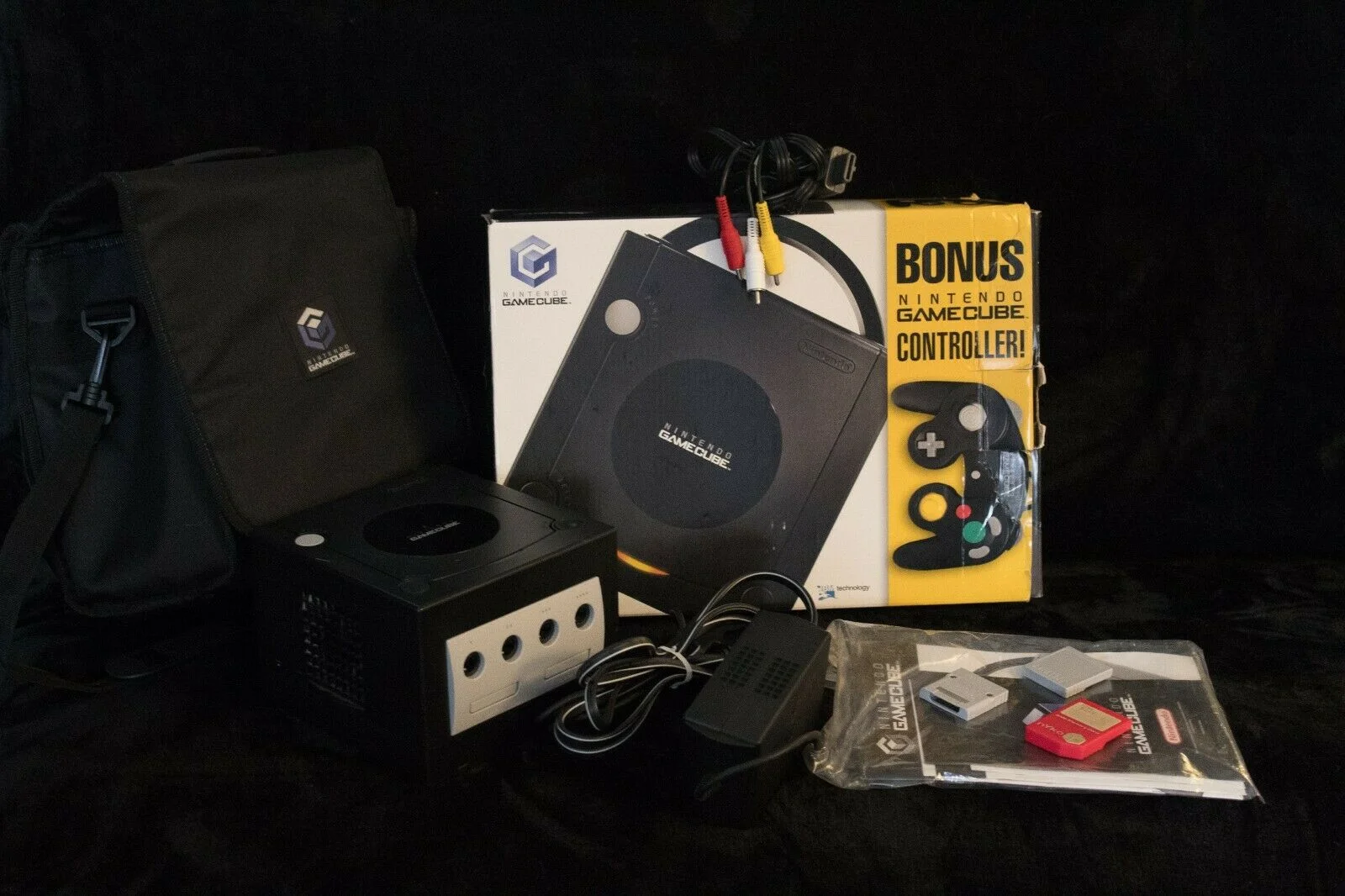  Nintendo GameCube Bonus Controller Bundle