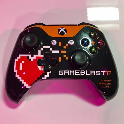 Microsoft Xbox One S Gameblast 17 Black Controller