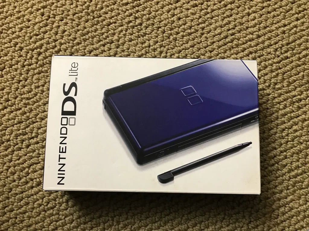 Consolevariations - Nintendo DS Lite Black & Cobalt Blue Console