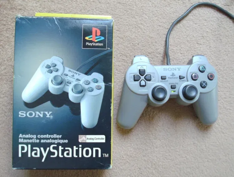  Sony PlayStation Dual Analog Controller [EU]