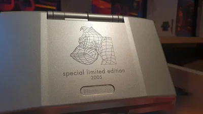 Nintendo DS Hot Summer Donkey Kong Console [EU]