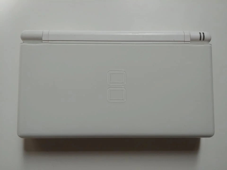 Nintendo DS Lite Polar White Console [EU] - Consolevariations