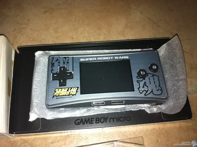 Consolevariations - Nintendo Game Boy Micro Super Robot Faceplate