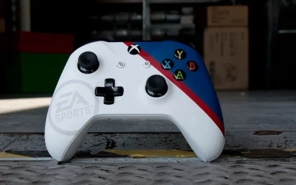  Microsoft Xbox One S EA Sports Controller