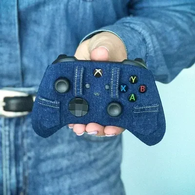 Microsoft Xbox One Series X Canadian Tuxedo controller