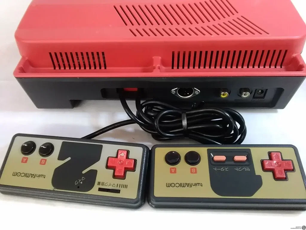 Consolevariations - Sharp Twin Famicom AN-500R Console