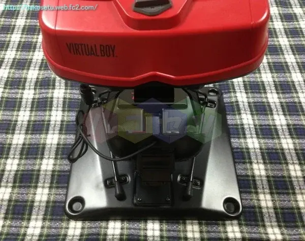 Consolevariations - Nintendo Virtual Boy Mosaic Console