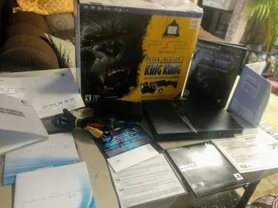 Sony PlayStation 2 Slim King Kong Game Bundle