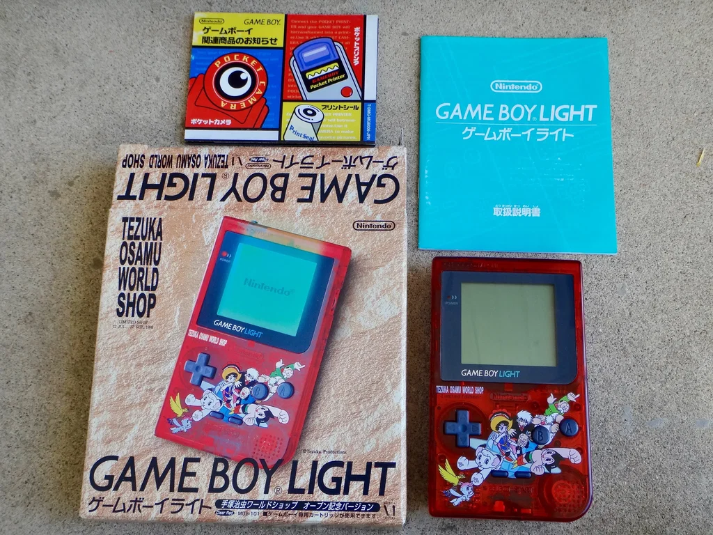Consolevariations - Nintendo Game Boy Light Tezuka Osamu World
