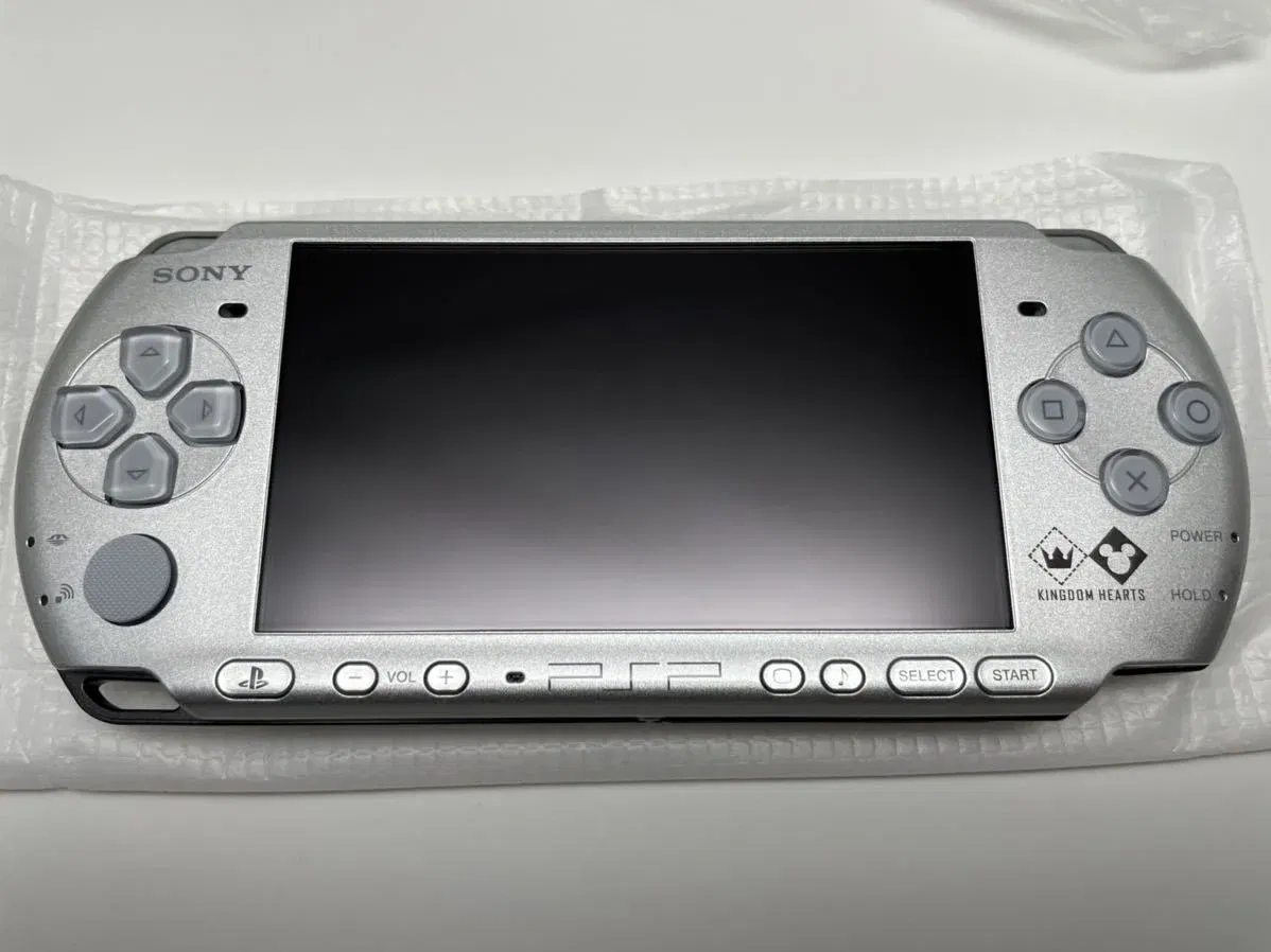 SONY - SONY PSP-3000 XUS キングダムハーツ同梱版 SONY 希少】PSP-3000 キングダムハーツ 限定モデル 同梱版 - メルカリ