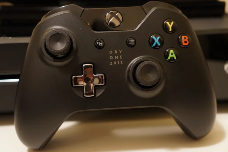 Microsoft Xbox One Day One 2013 Controller - Consolevariations