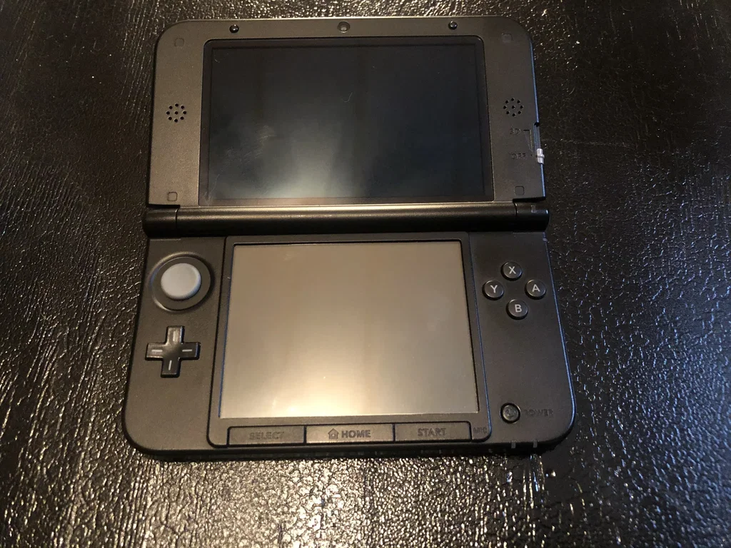 Consolevariations - Nintendo 3DS LL One Piece Red Console Consolevariations - Nintendo 3DS LL One Piece Red Console