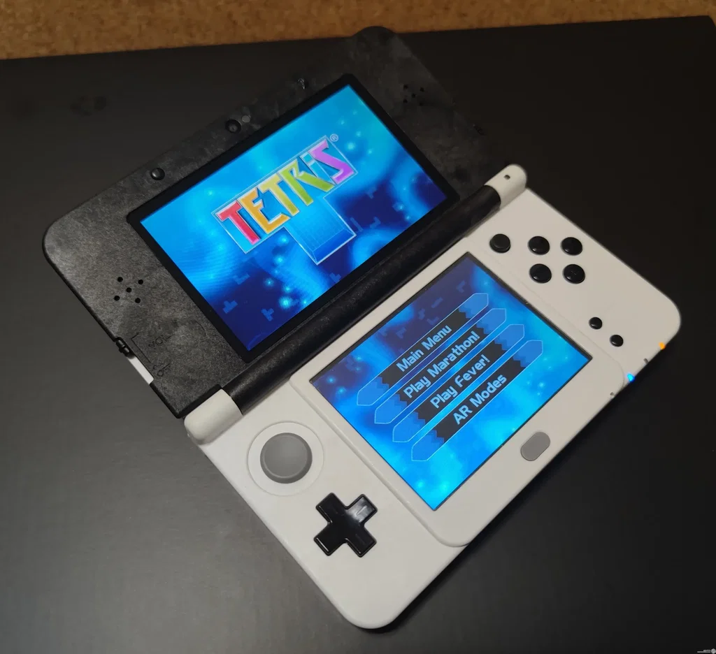 Consolevariations - Nintendo New 3DS X4 Prototype Console