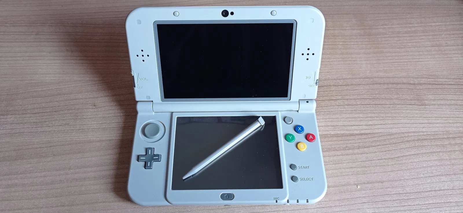 ニンテンドーNew3DS Nintendo New 3DS XL : Amazon.com.be: Electronics