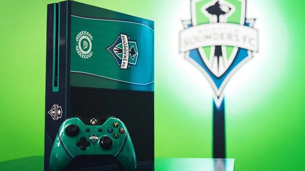  Microsoft Xbox One Seattle Sounders FC Logo Model 2 Console