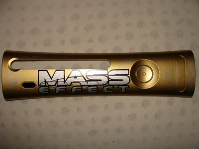 Microsoft Xbox 360  Mass Effect Signed Faceplate