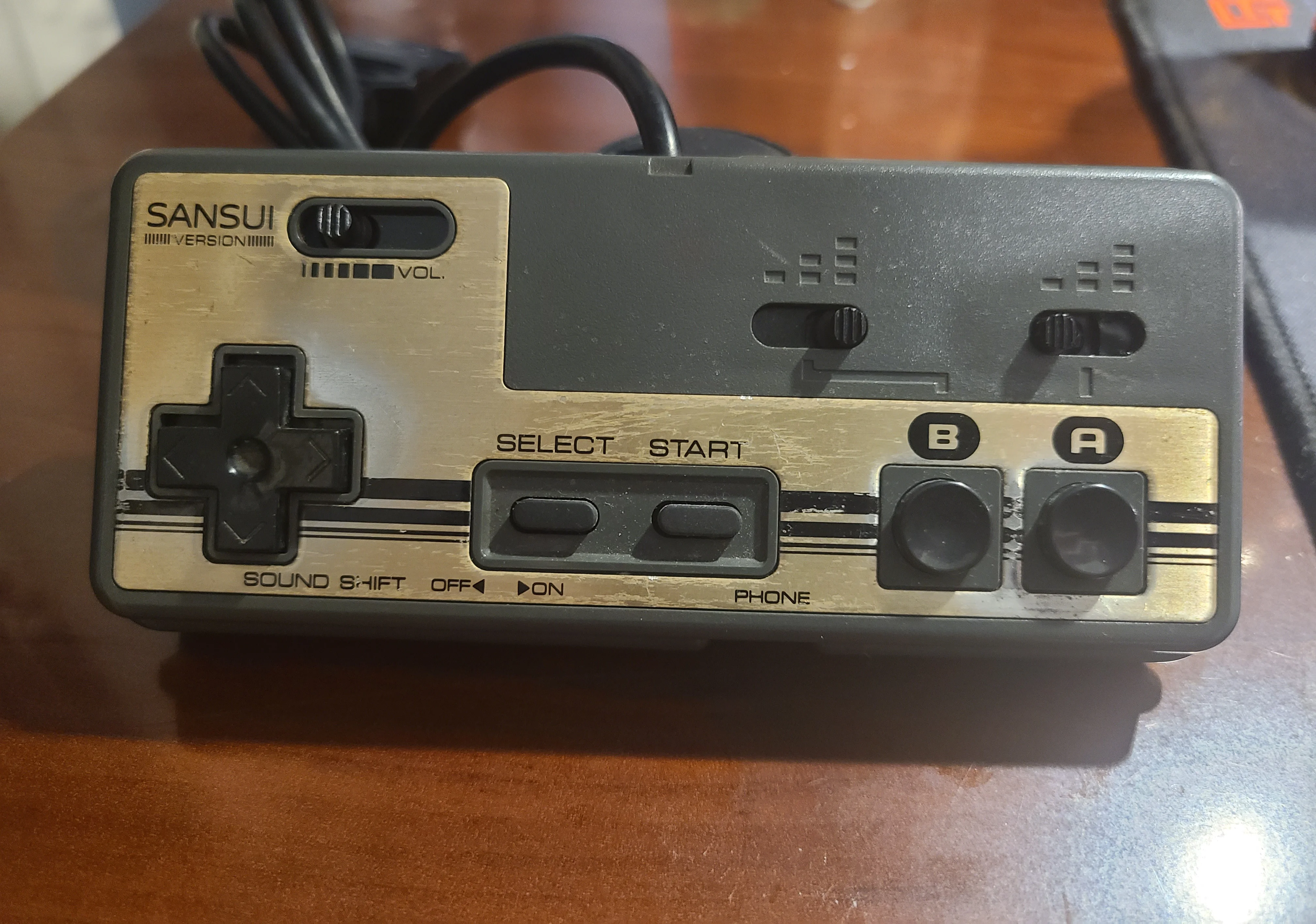  Sansui Famicom MKII Controller