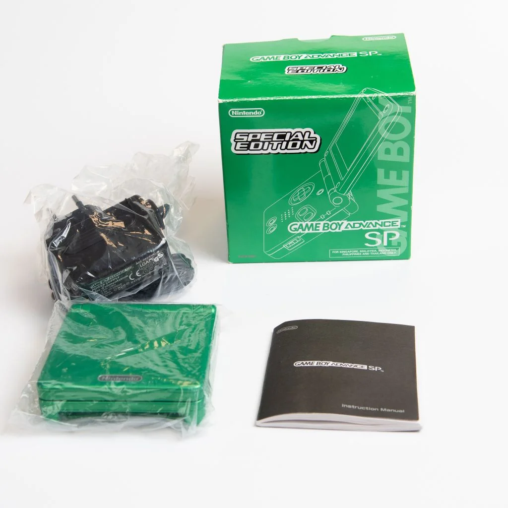  Game Boy Advance SP Emerald Green Console