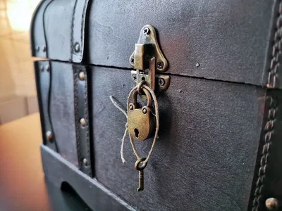 Microsoft Xbox One S Sea of Thieves Press Kit include Controller