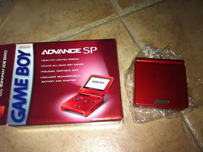 Game Boy Advance SP - Flame