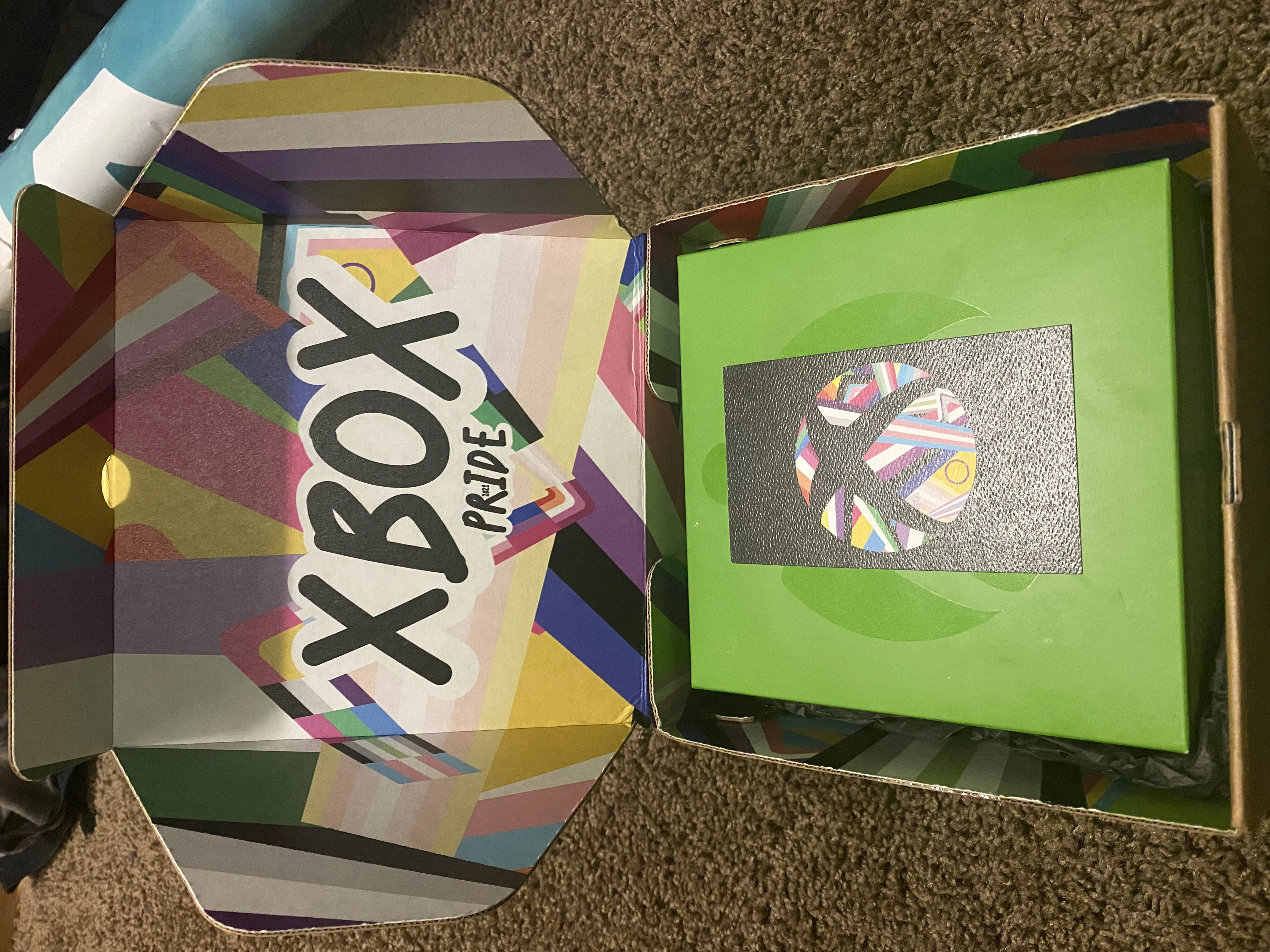  Microsoft Xbox Series X Pride 2021 Controller
