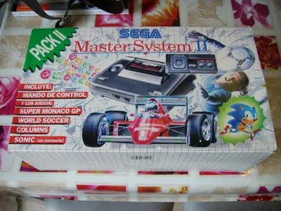 Sega Master System II Super Monaco GP + World Soccer + Columns + Sonic Bundle [ES]