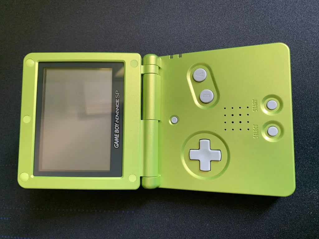 Consolevariations - Nintendo Game Boy Advance SP Lime Green Shell