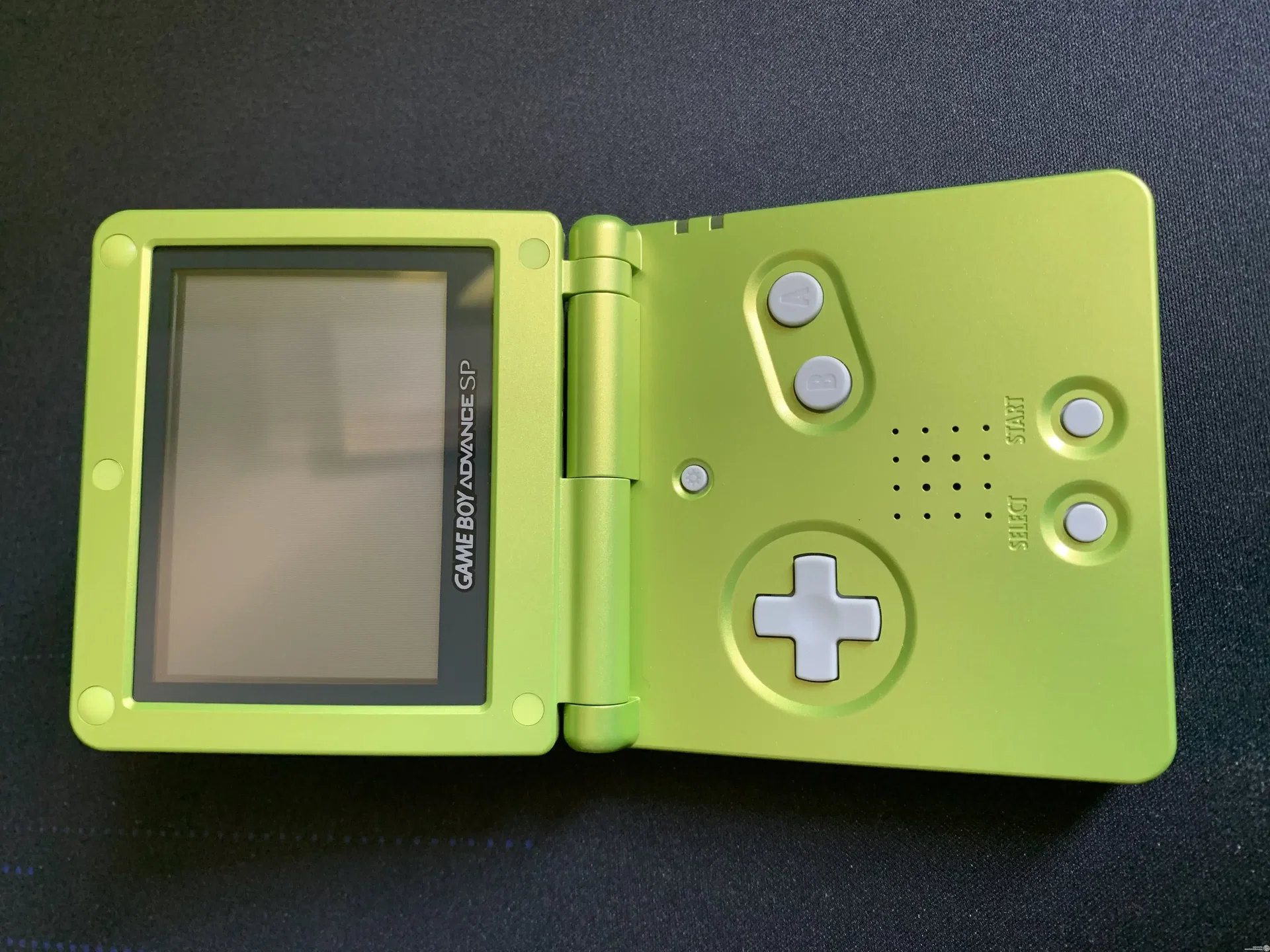 Consolevariations - Nintendo Game Boy Advance SP Lime Green Shell