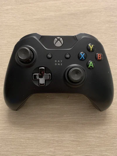 Microsoft Xbox One Day One Controller