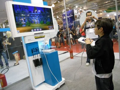 Nintendo Wii U White Nintendo Land Kiosk [BR]