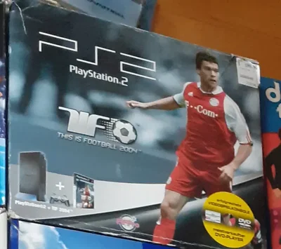 Sony PlayStation 2 This is Football 2004 Bundle
