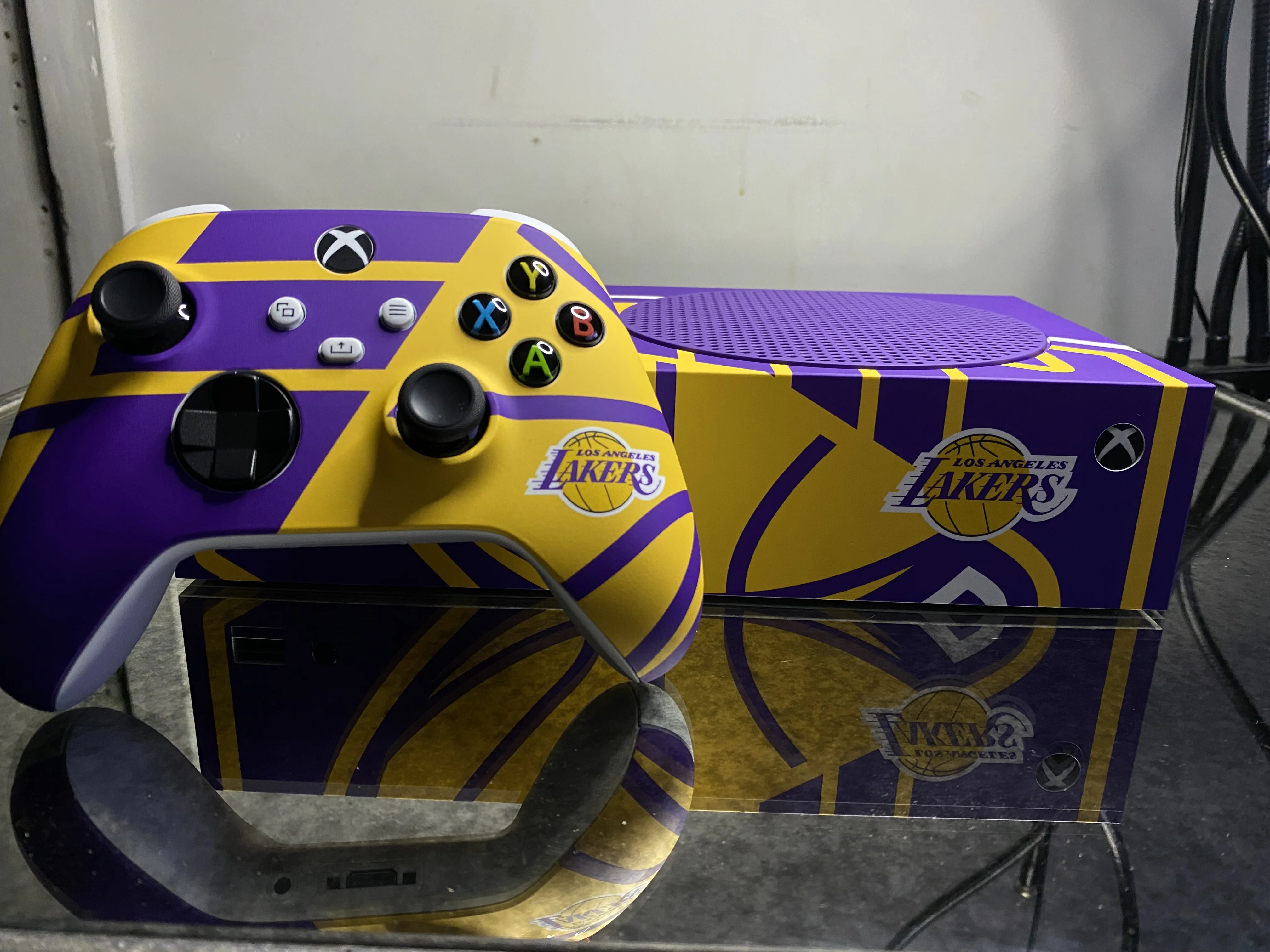 Microsoft Xbox Series S Lakers Console