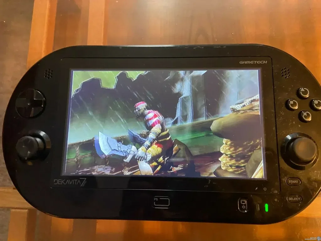 Consolevariations - GameTech PlayStation TV DekaVita7 Dock
