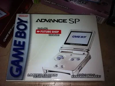 Nintendo Game Boy Advance SP Pearl White Console [NA]