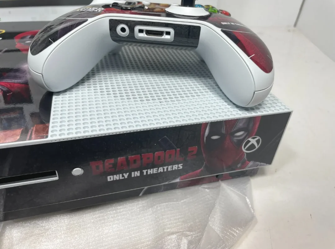  Microsoft Xbox One S Deadpool 2 Console