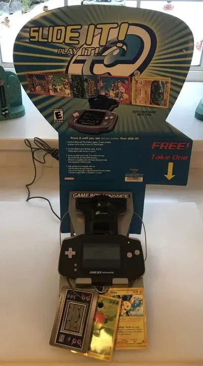 Nintendo Game Boy Advance E-Reader Kiosk