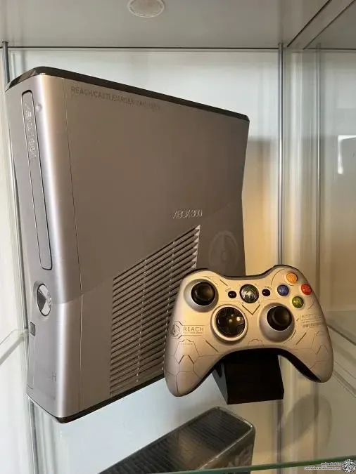 Consolevariations - Microsoft Xbox 360 Halo Reach Console