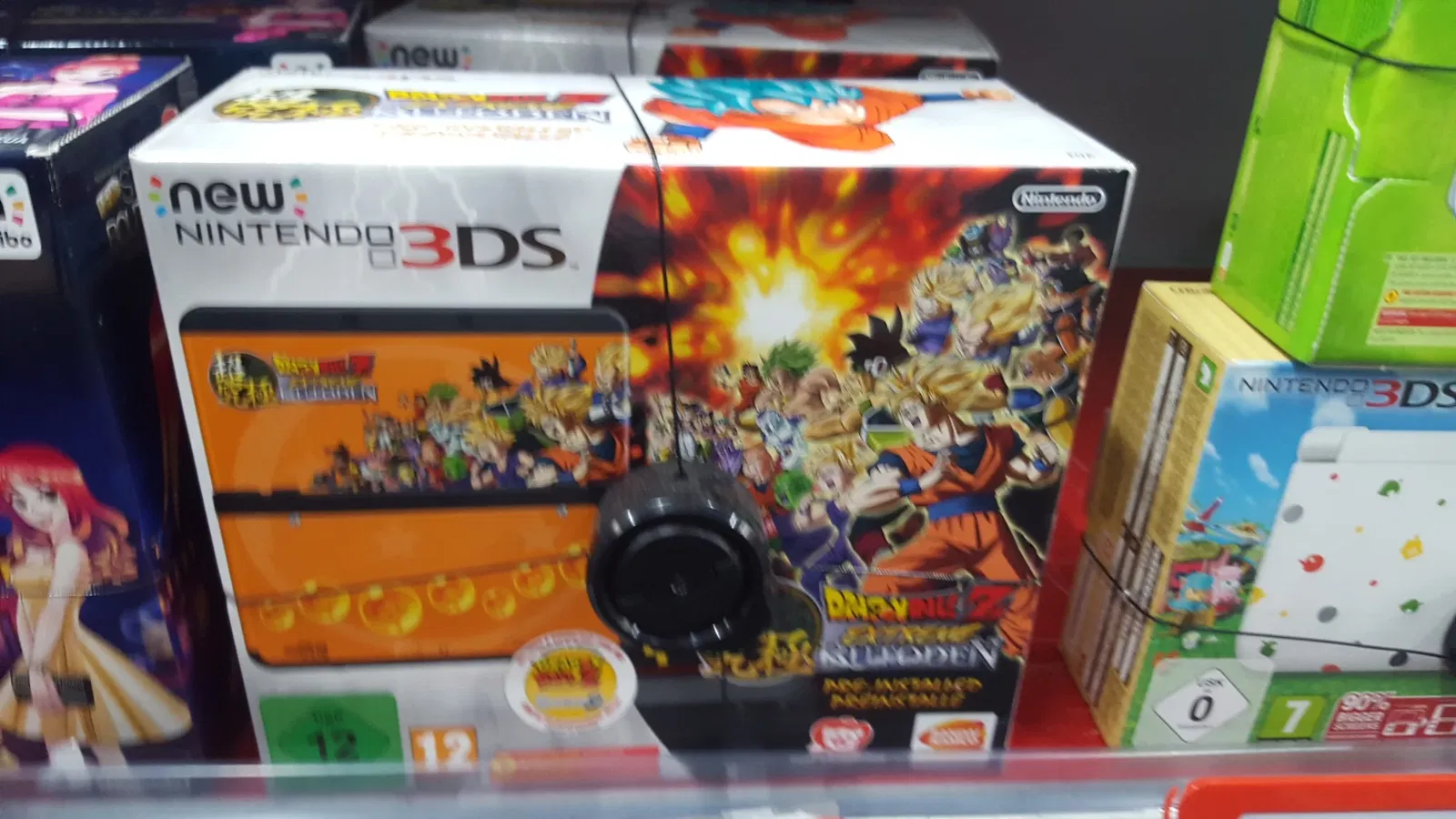 New Nintendo 3DS Dragon Ball Z Extreme Butoden Console