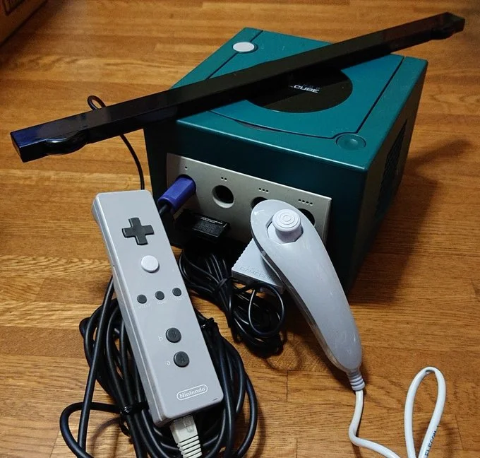  Nintendo Wii Grey Wiimote Prototype